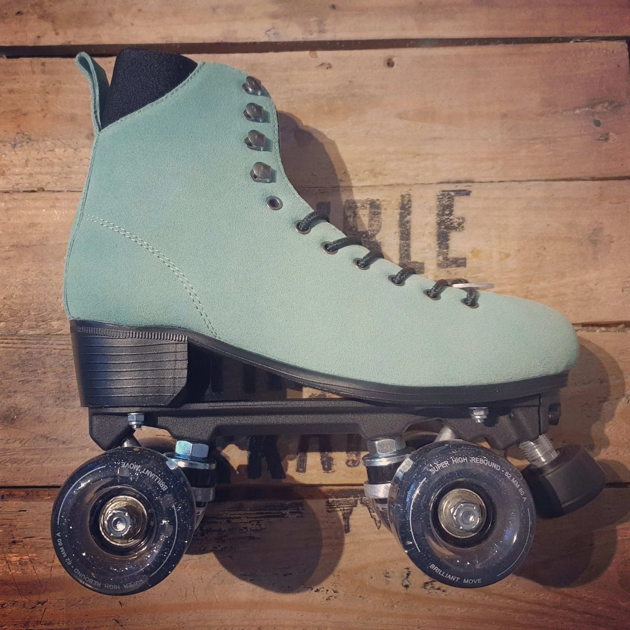Luna Skates - Image 7